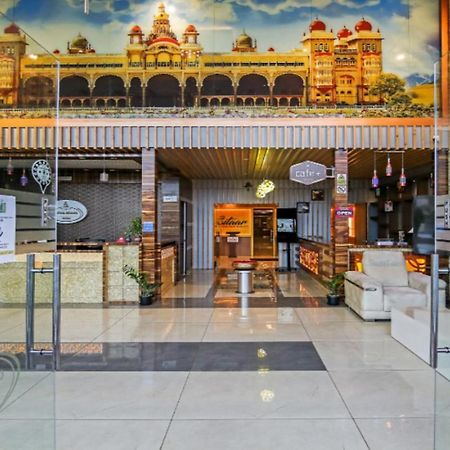 T S Royal Grand Hotel-Bommasandra -Hosur Road Bangalore Ngoại thất bức ảnh